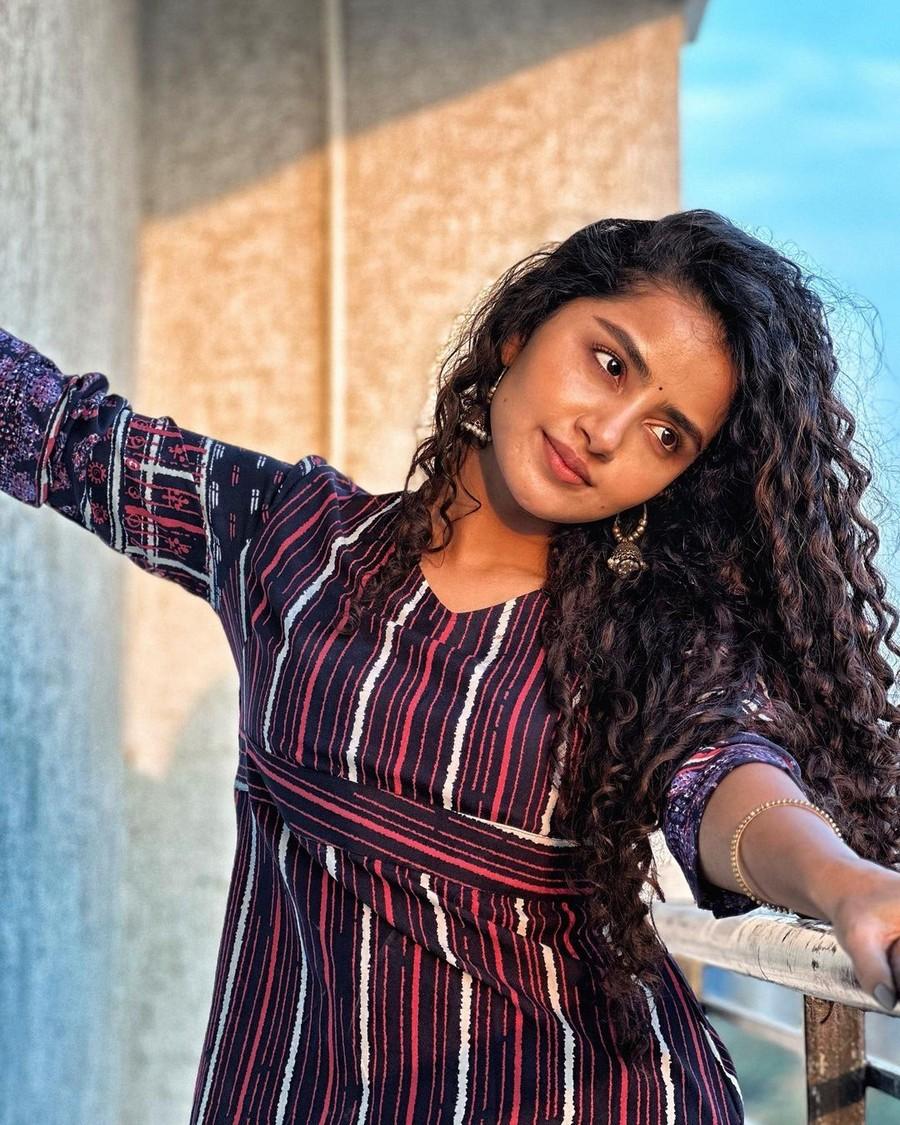 Anupama Parameswaran 9