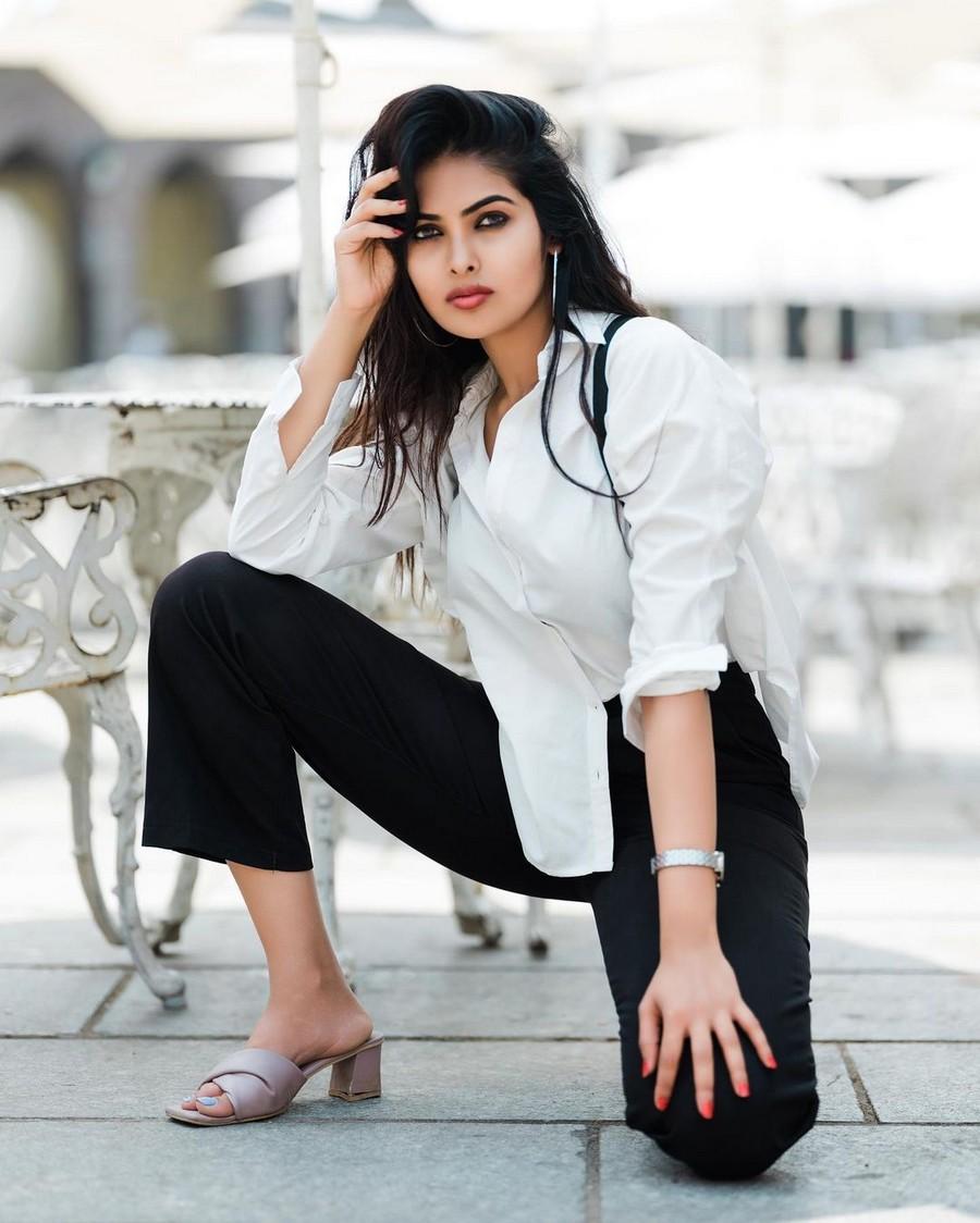 Divi Vadthya 3