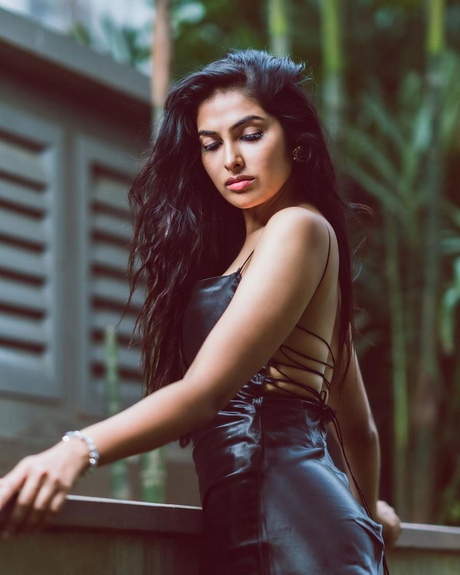 Divi Vadthya 12