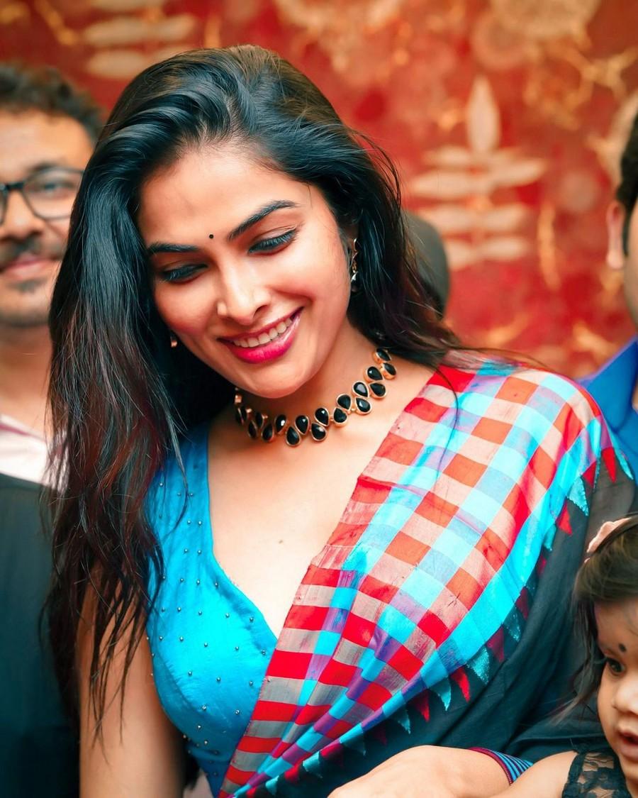 Divi Vadthya 12