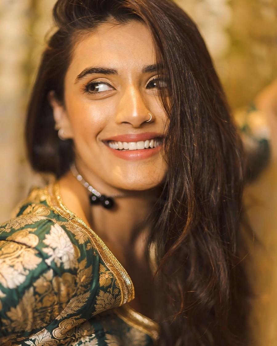 Divyansha Kaushik 2