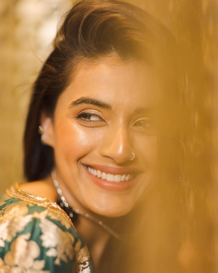 Divyansha Kaushik 3