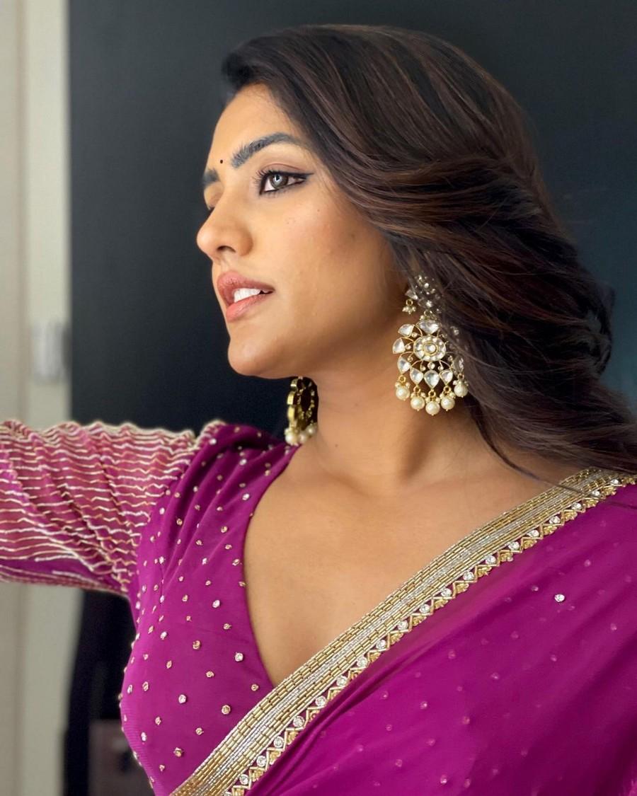 Eesha Rebba 10