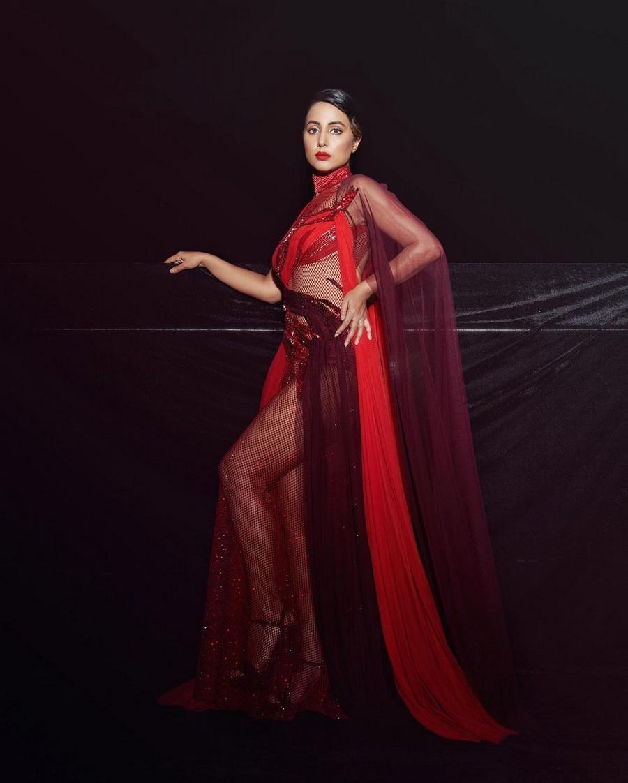 Hina Khan 8