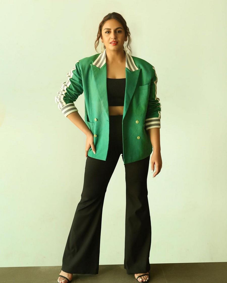 Huma Qureshi 10