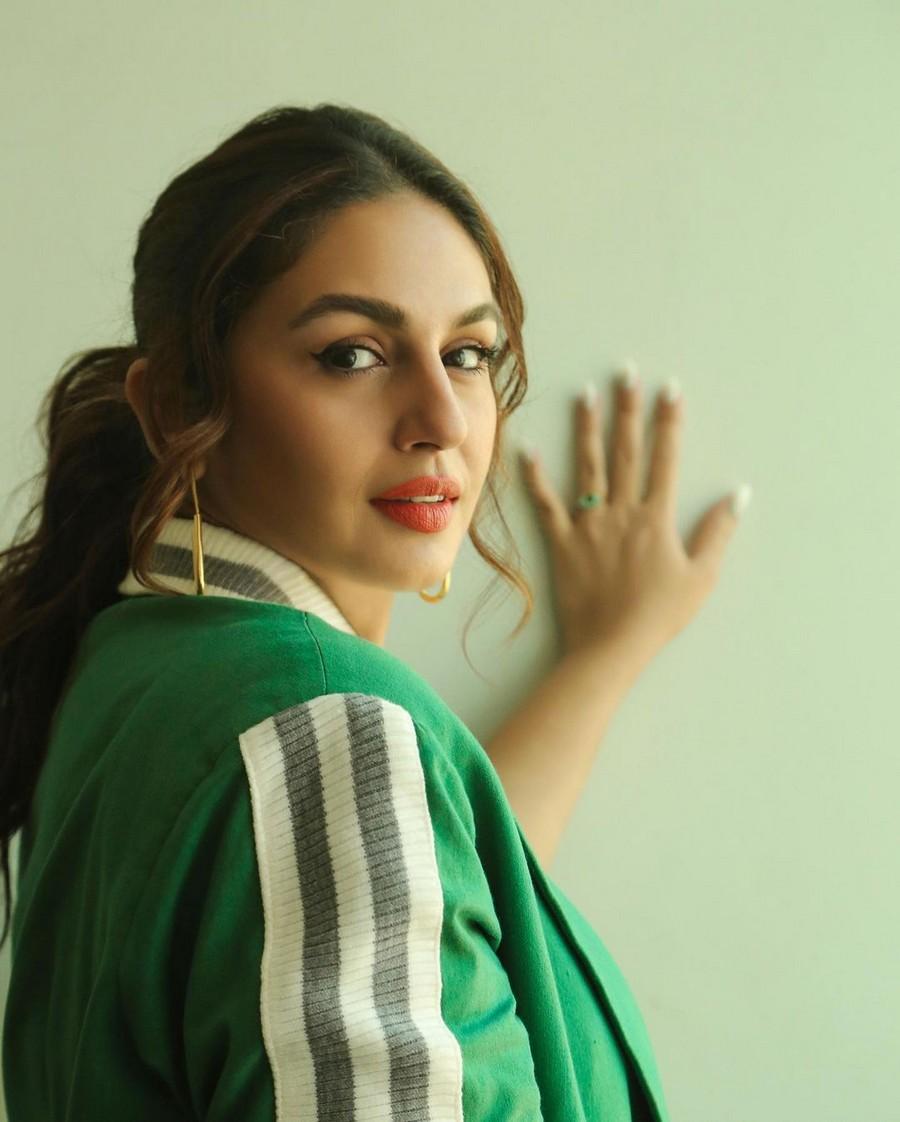 Huma Qureshi 11