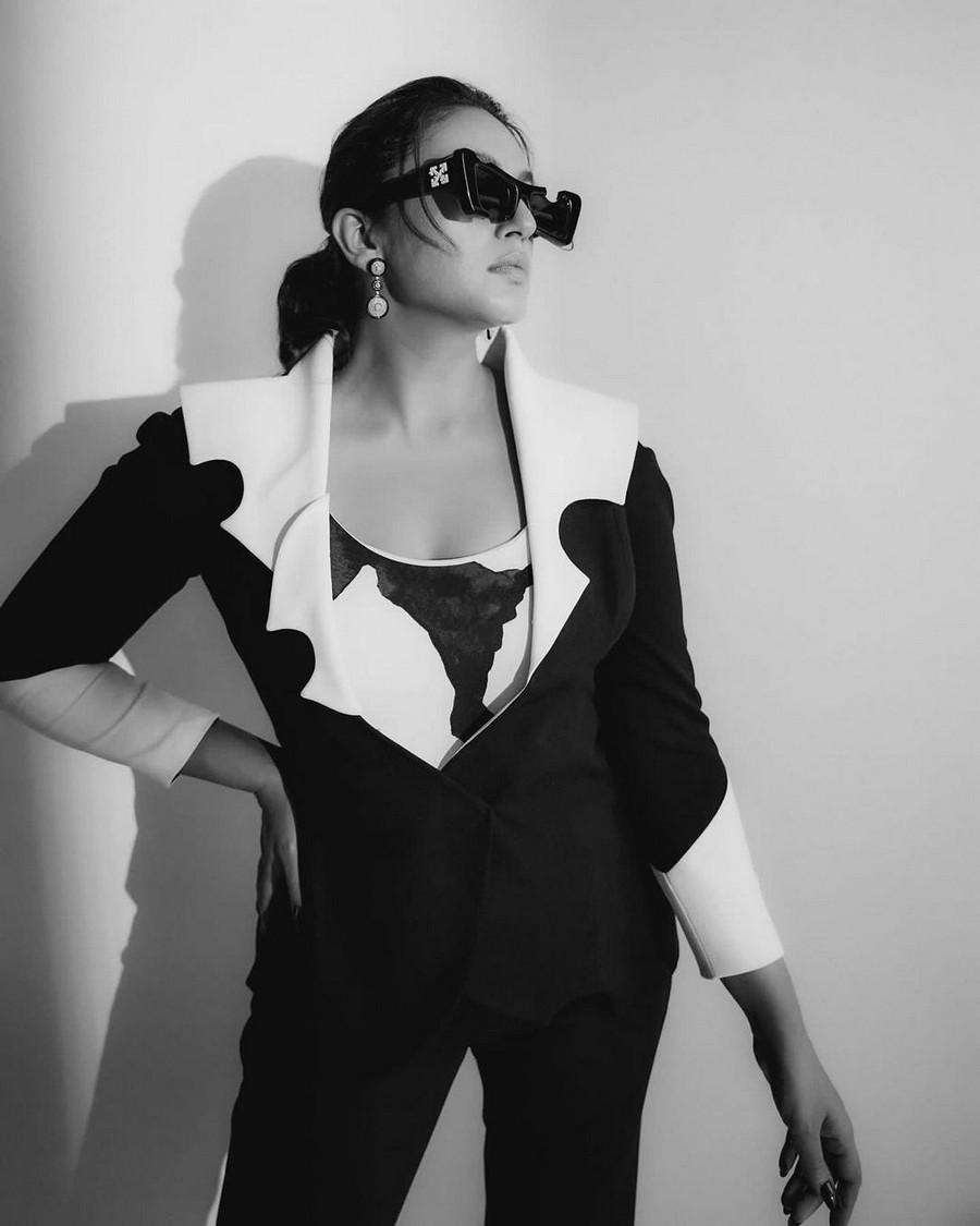 Huma Qureshi 7