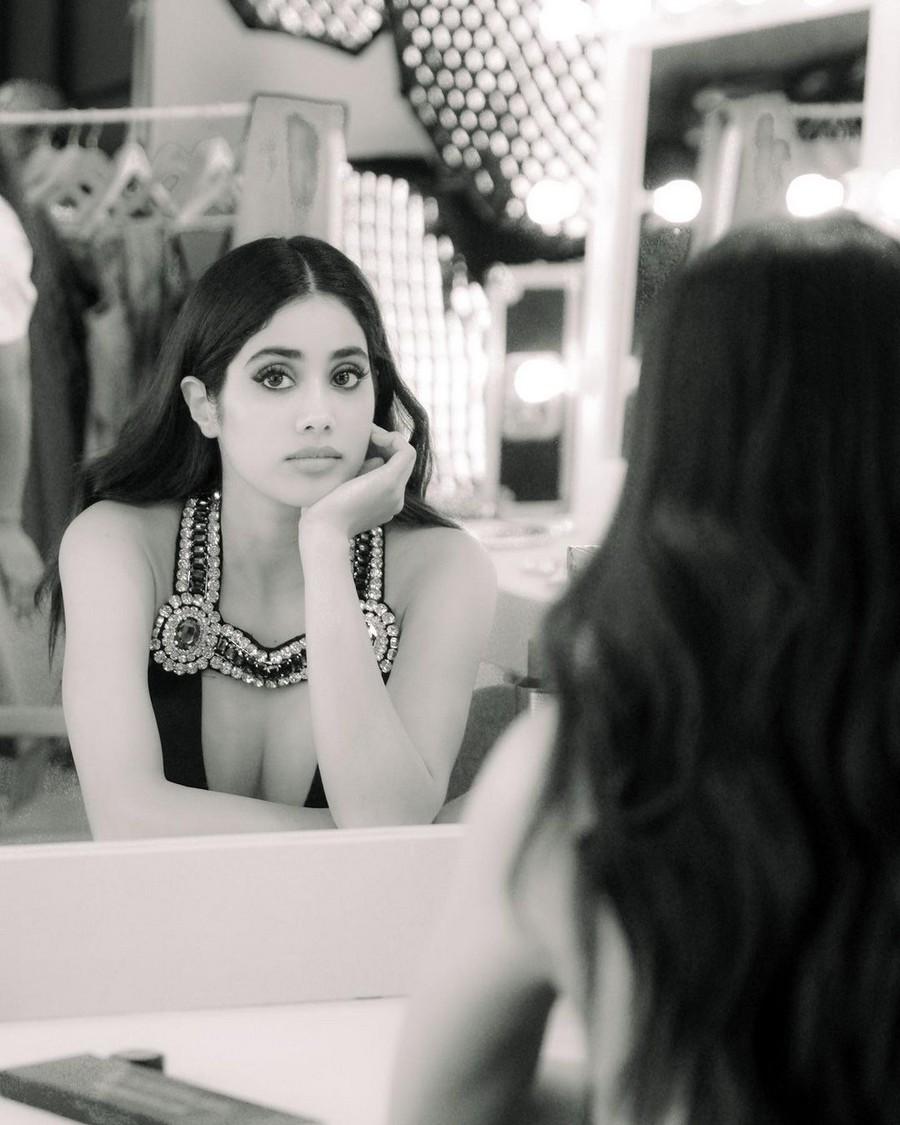 Janhvi Kapoor 10