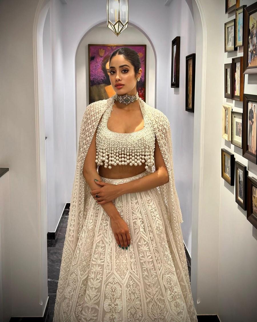 Janhvi Kapoor 10