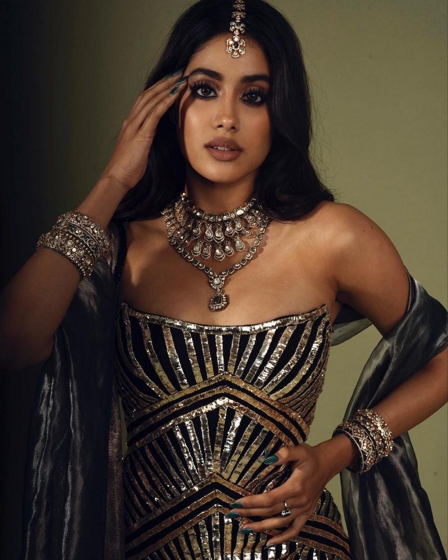 Janhvi Kapoor 6