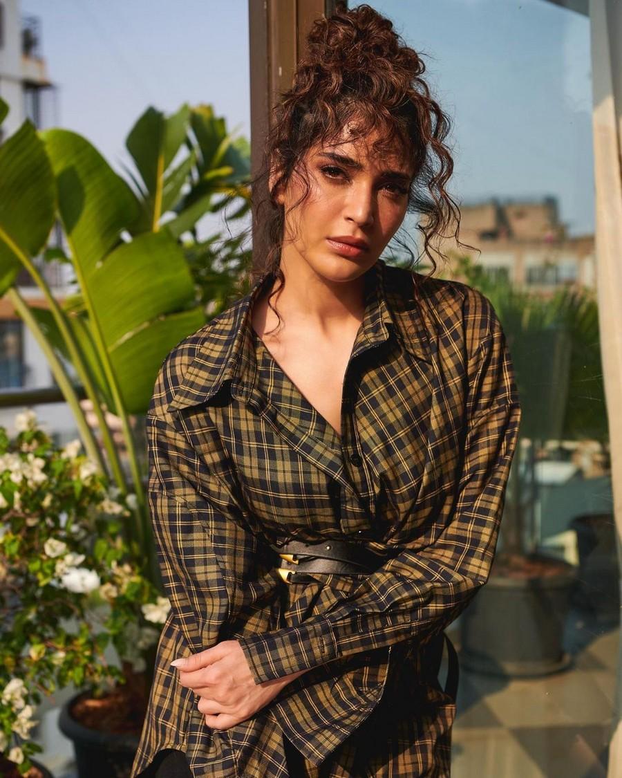 Karishma Tanna 12