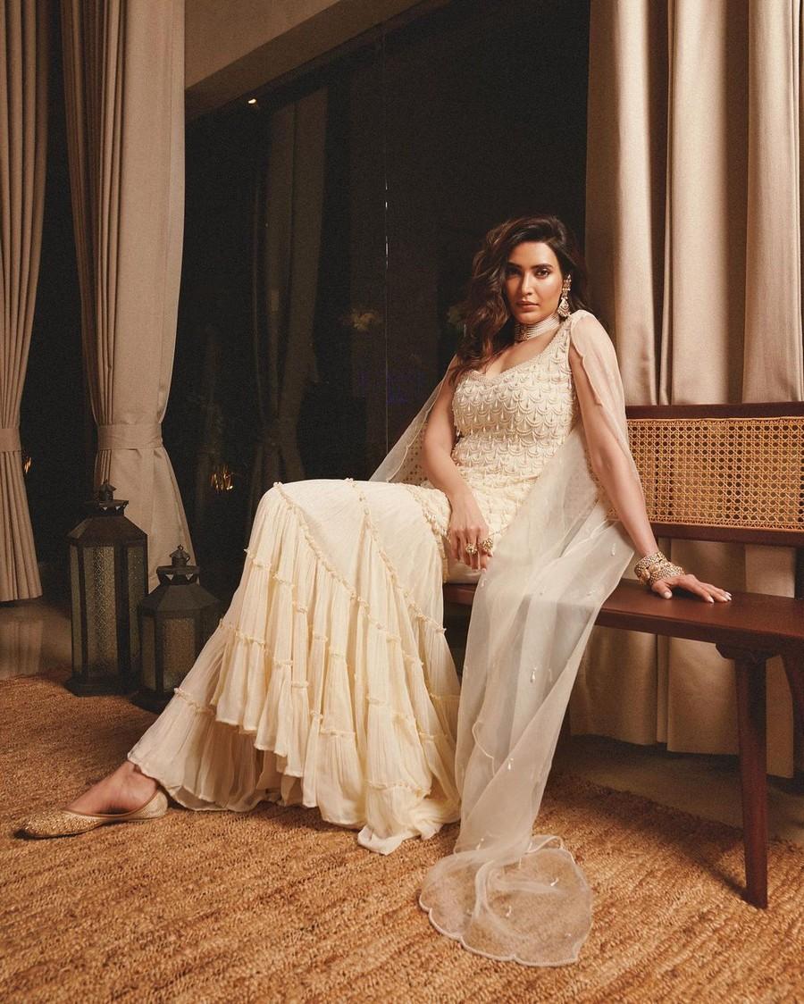 Karishma Tanna 4