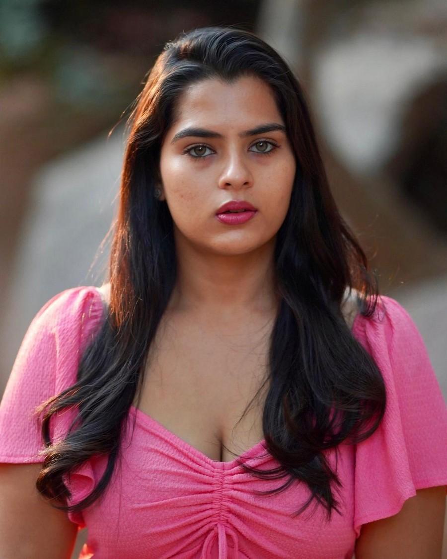 Kavya Kalyanram 3