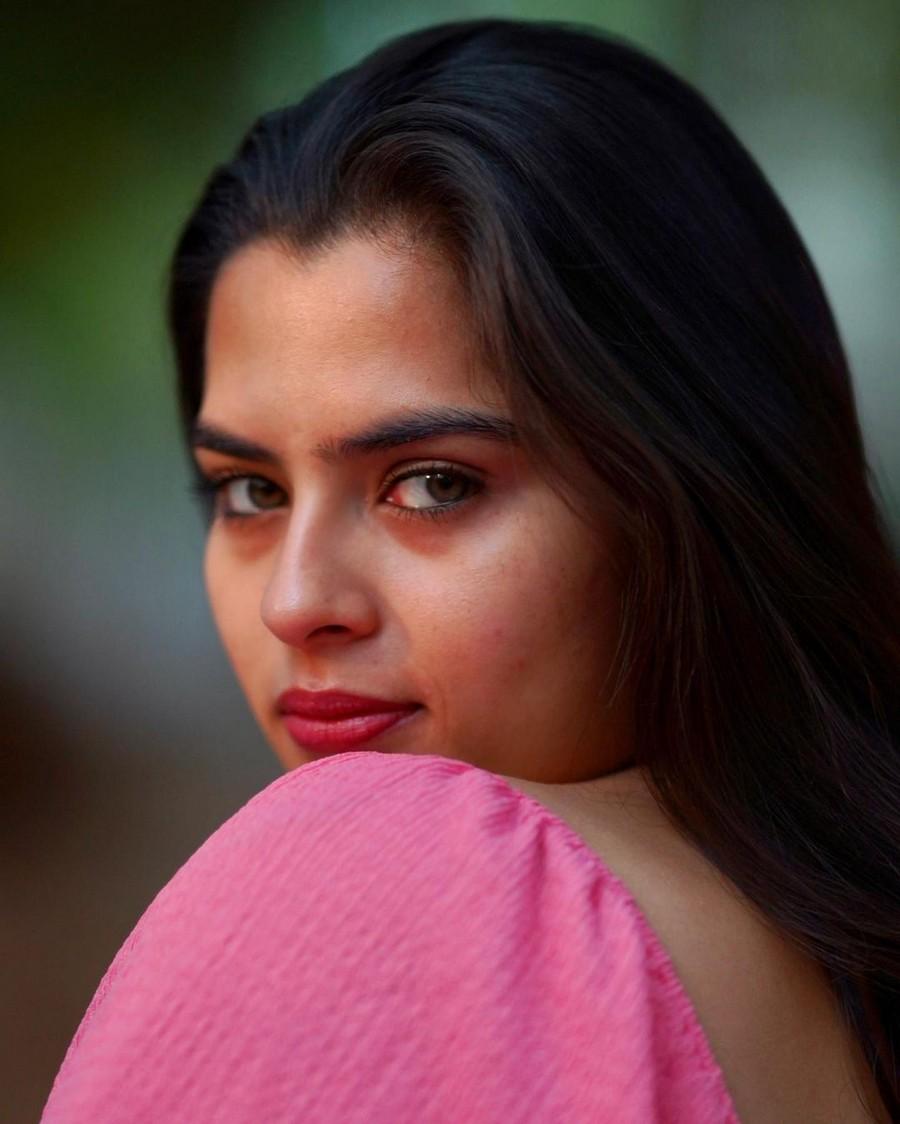Kavya Kalyanram 4