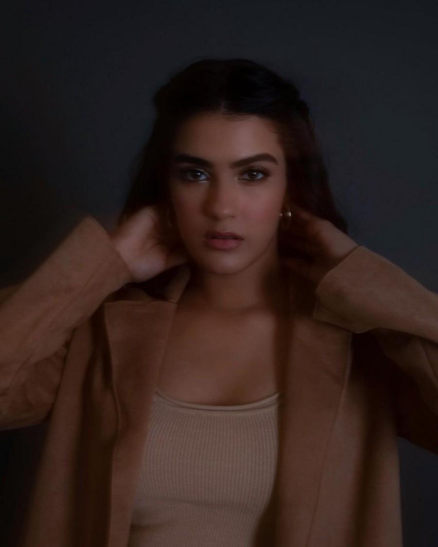 Kavya Thapar 2