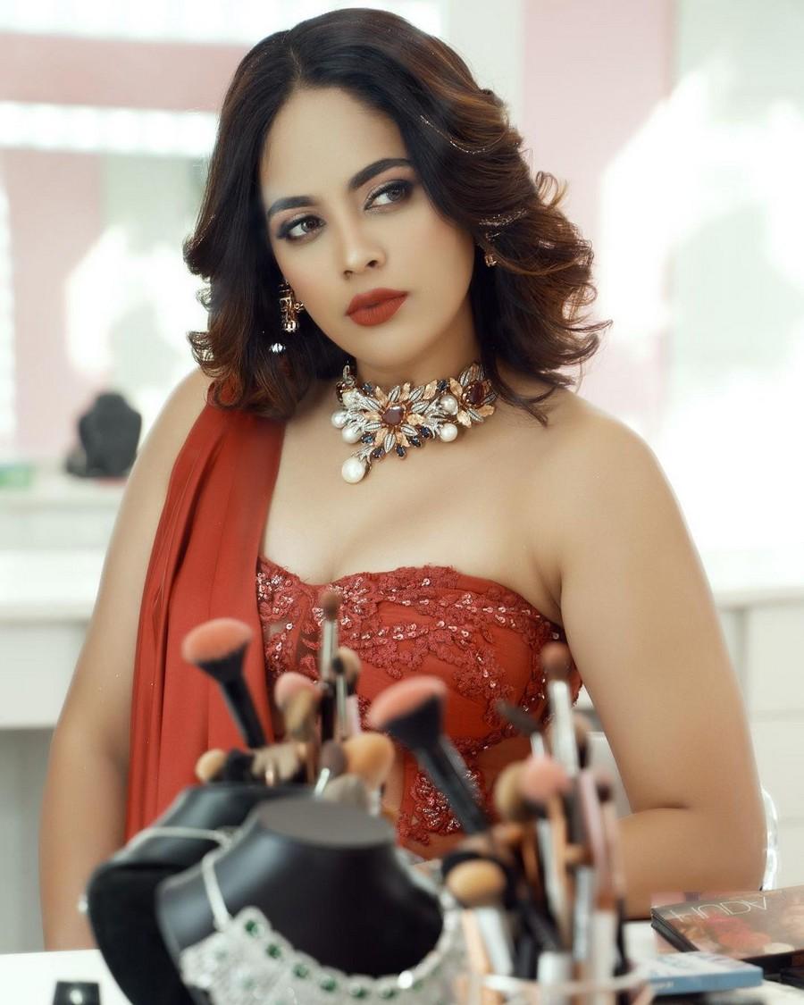 Nandita Swetha 8