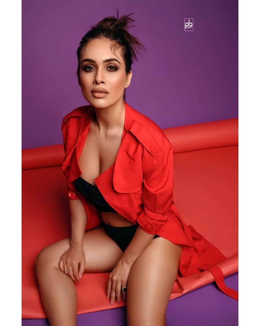 Nehhaa Malik 14