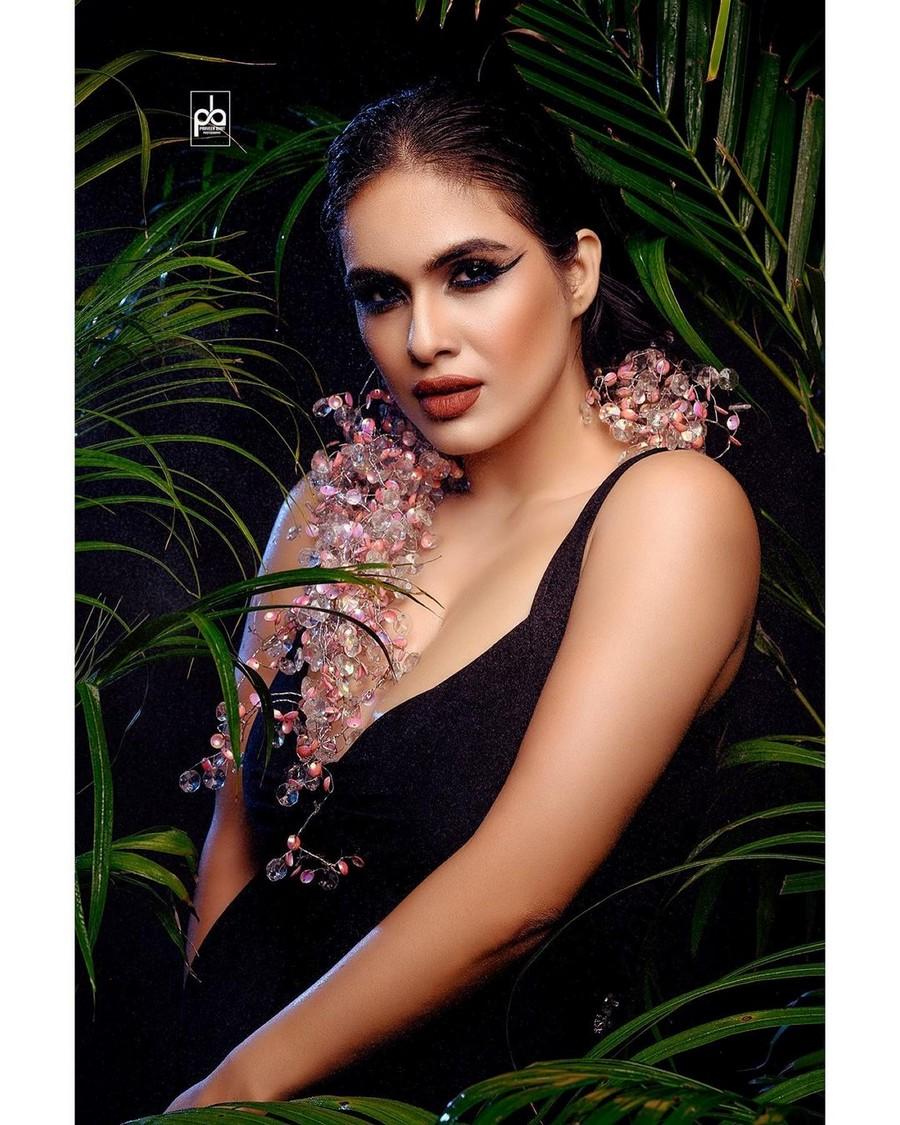 Nehhaa Malik 8