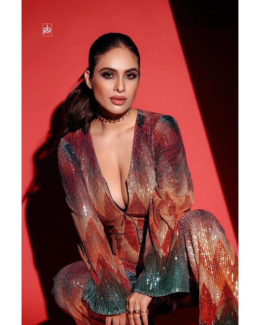Nehhaa Malik 4