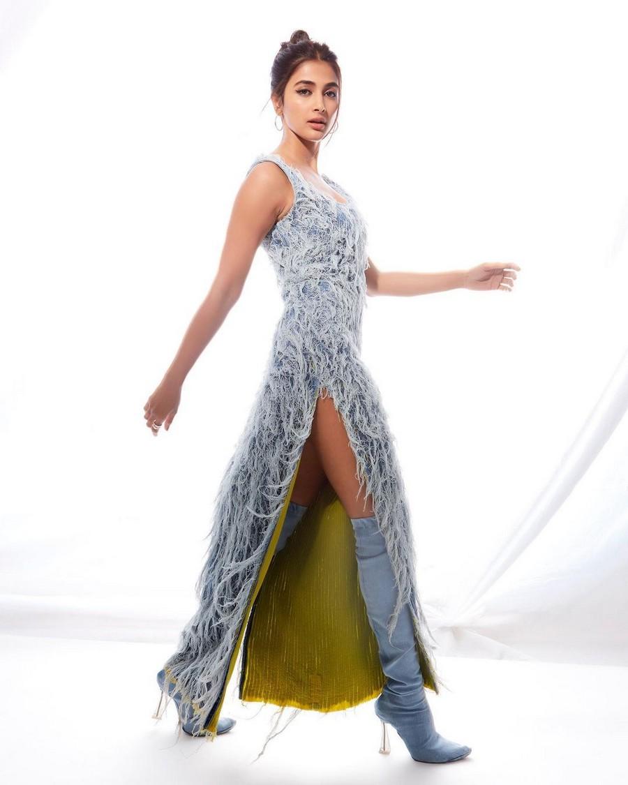 Pooja Hegde 3
