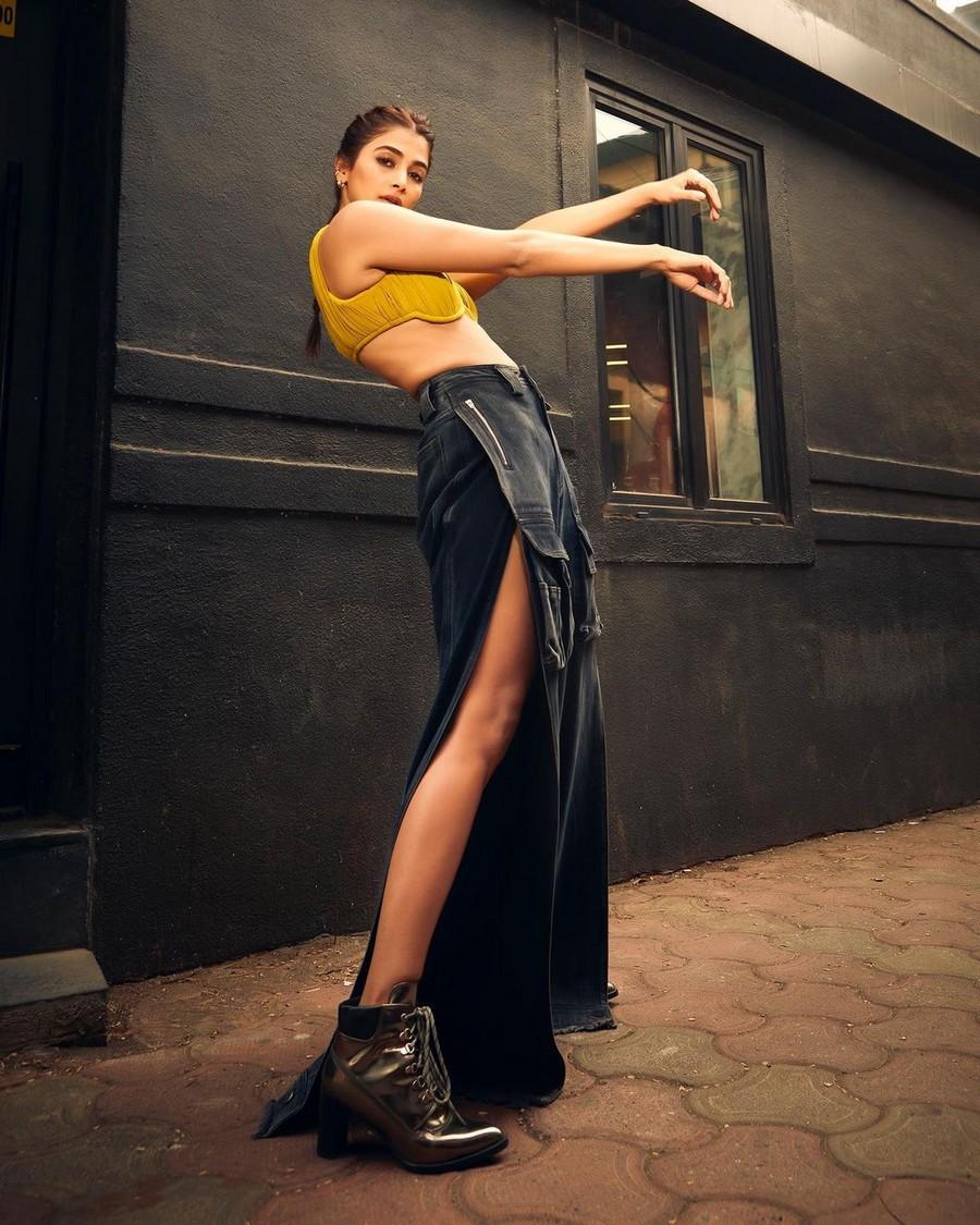 Pooja Hegde 9