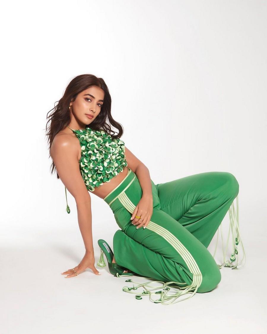 Pooja Hegde 7