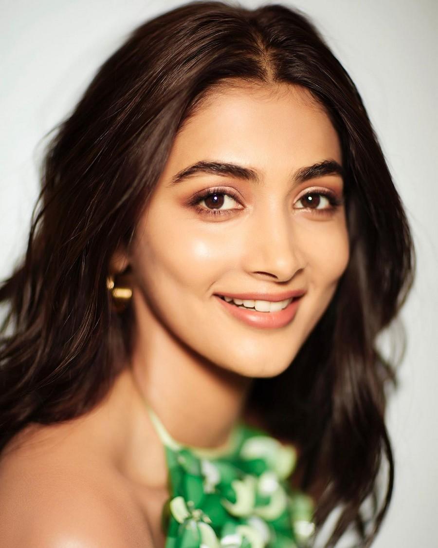 Pooja Hegde 9