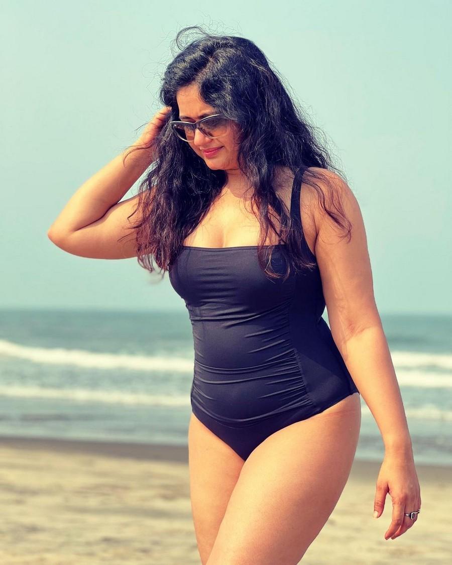 Poonam Bajwa 3