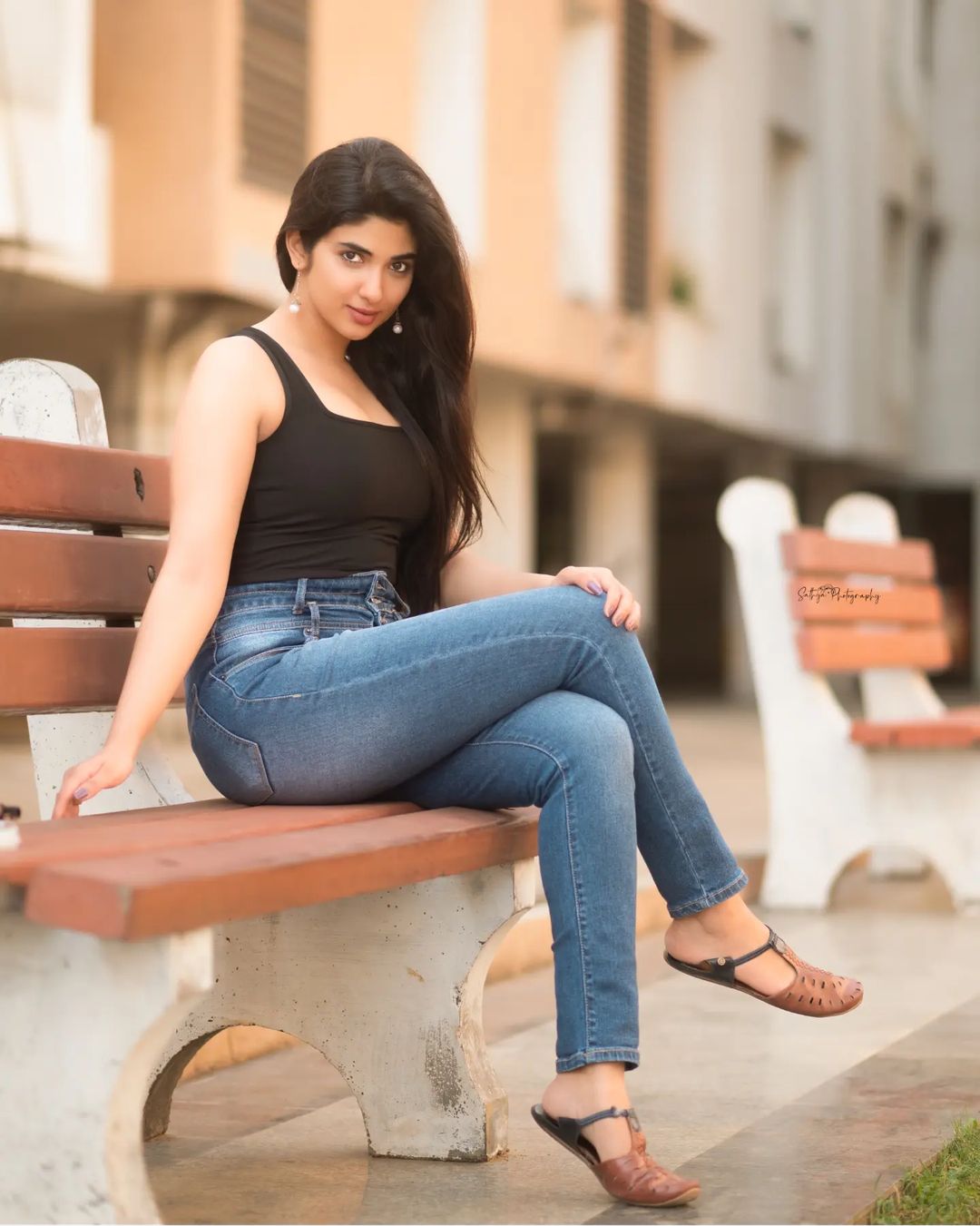 Pragya Nagra (3)