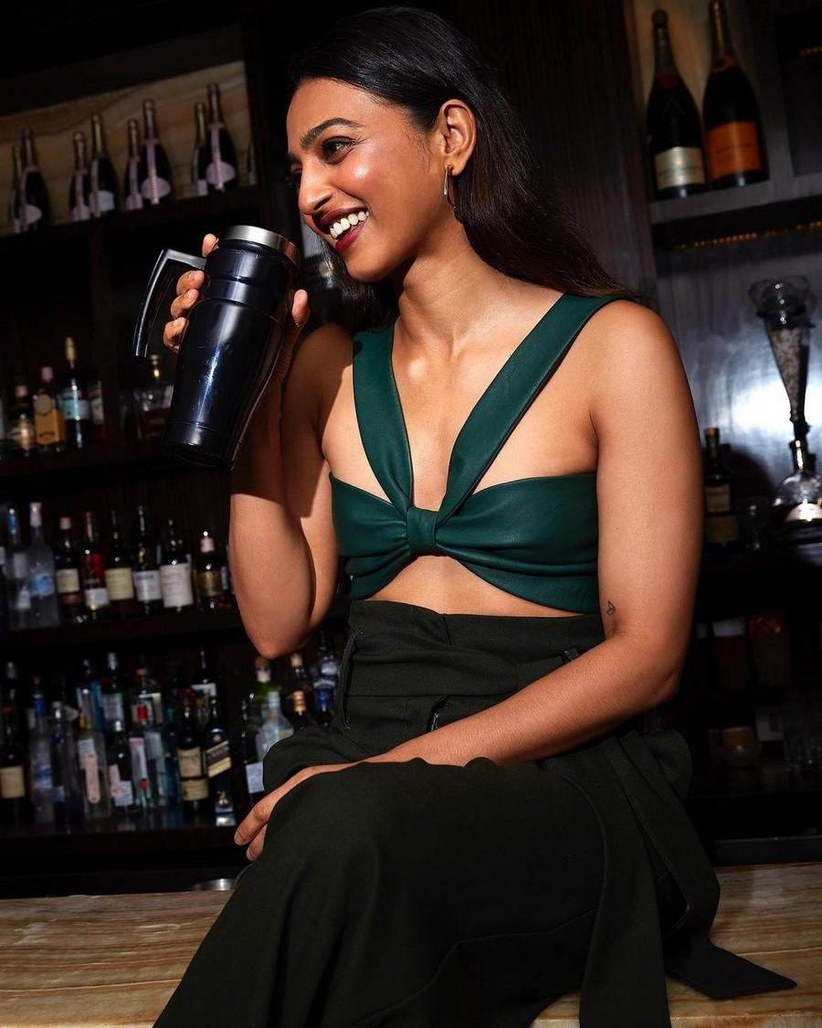 Radhika Apte 9