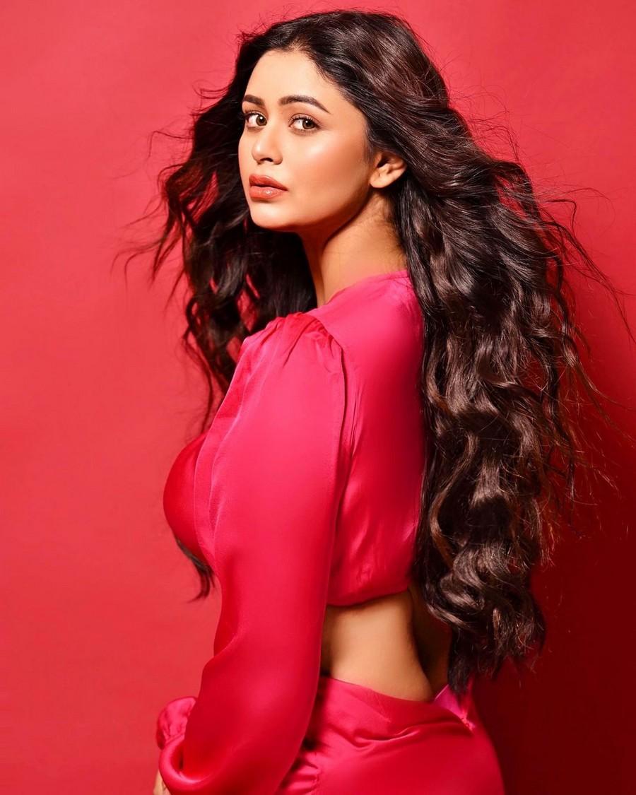 Ritabhari Chakraborty 8