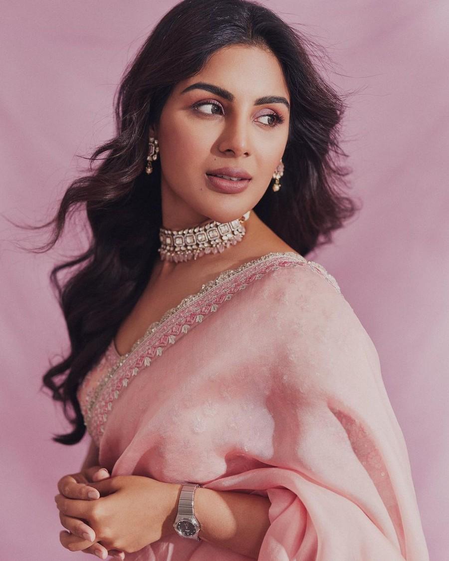 Samyuktha 6