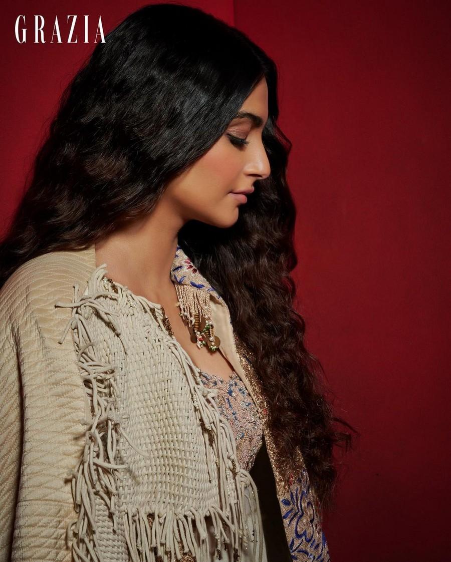Sonam Kapoor 8