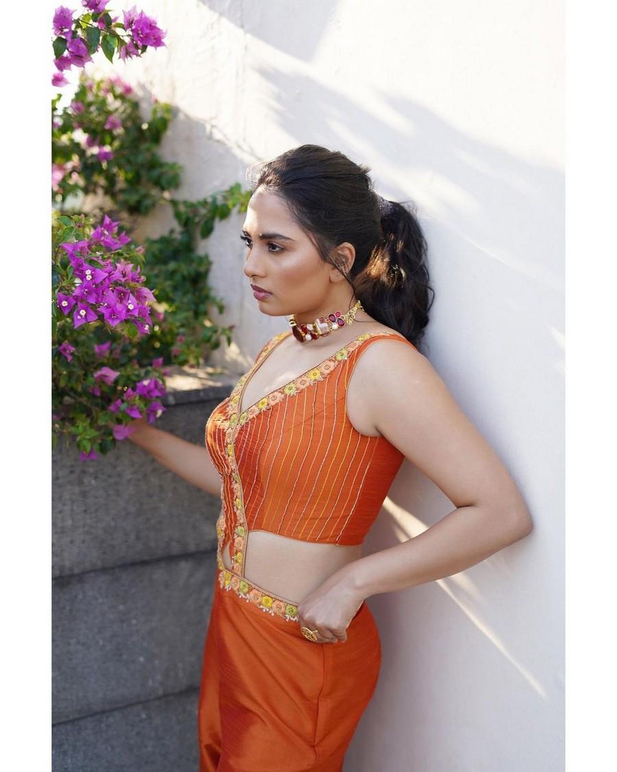 Srushti Dange 5