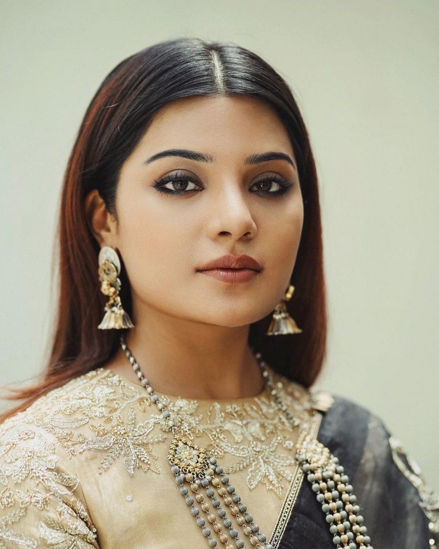 Aathmika 10