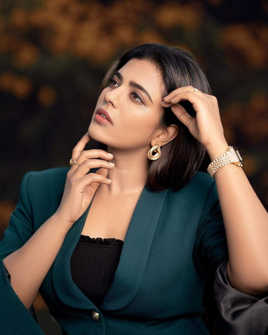Aishwarya Rajesh 5