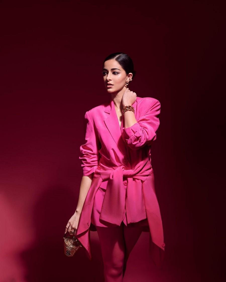 Ananya Pandey 8