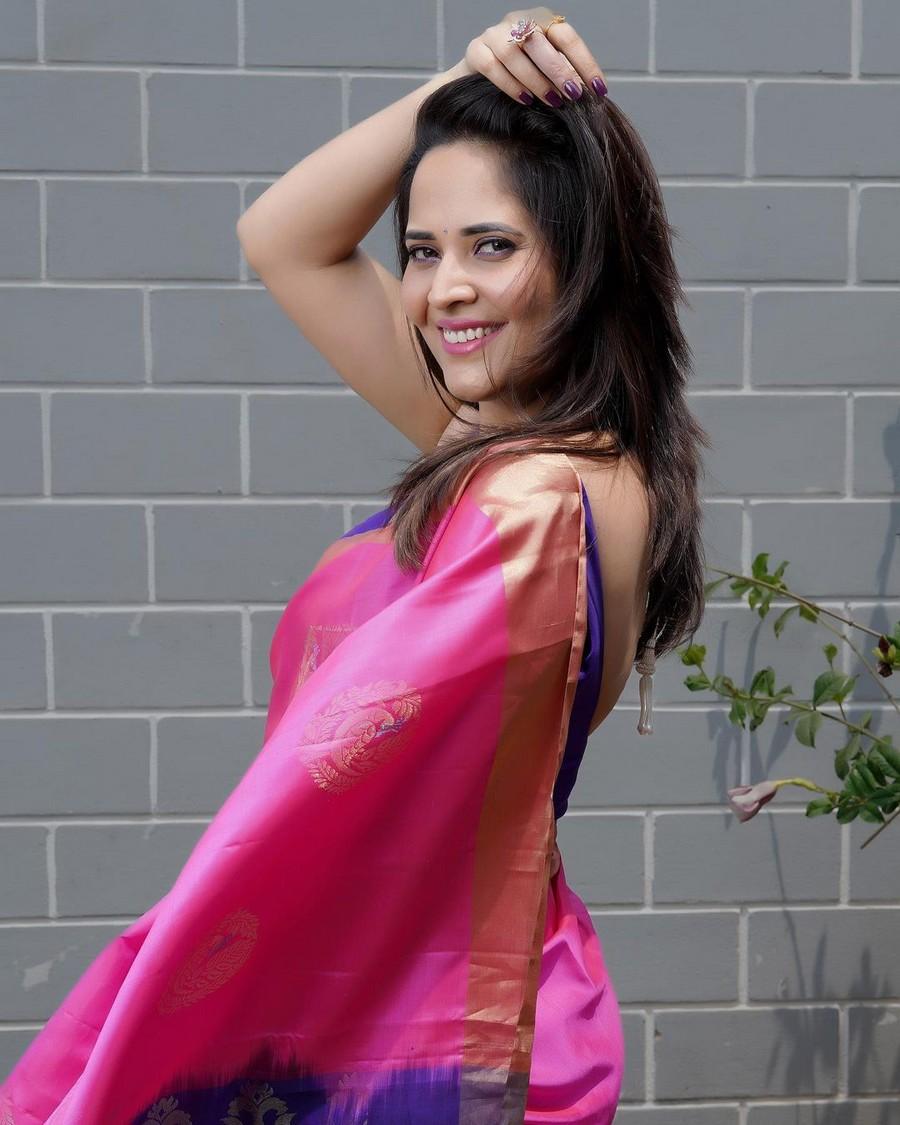 Anasuya Bharadwaj 13