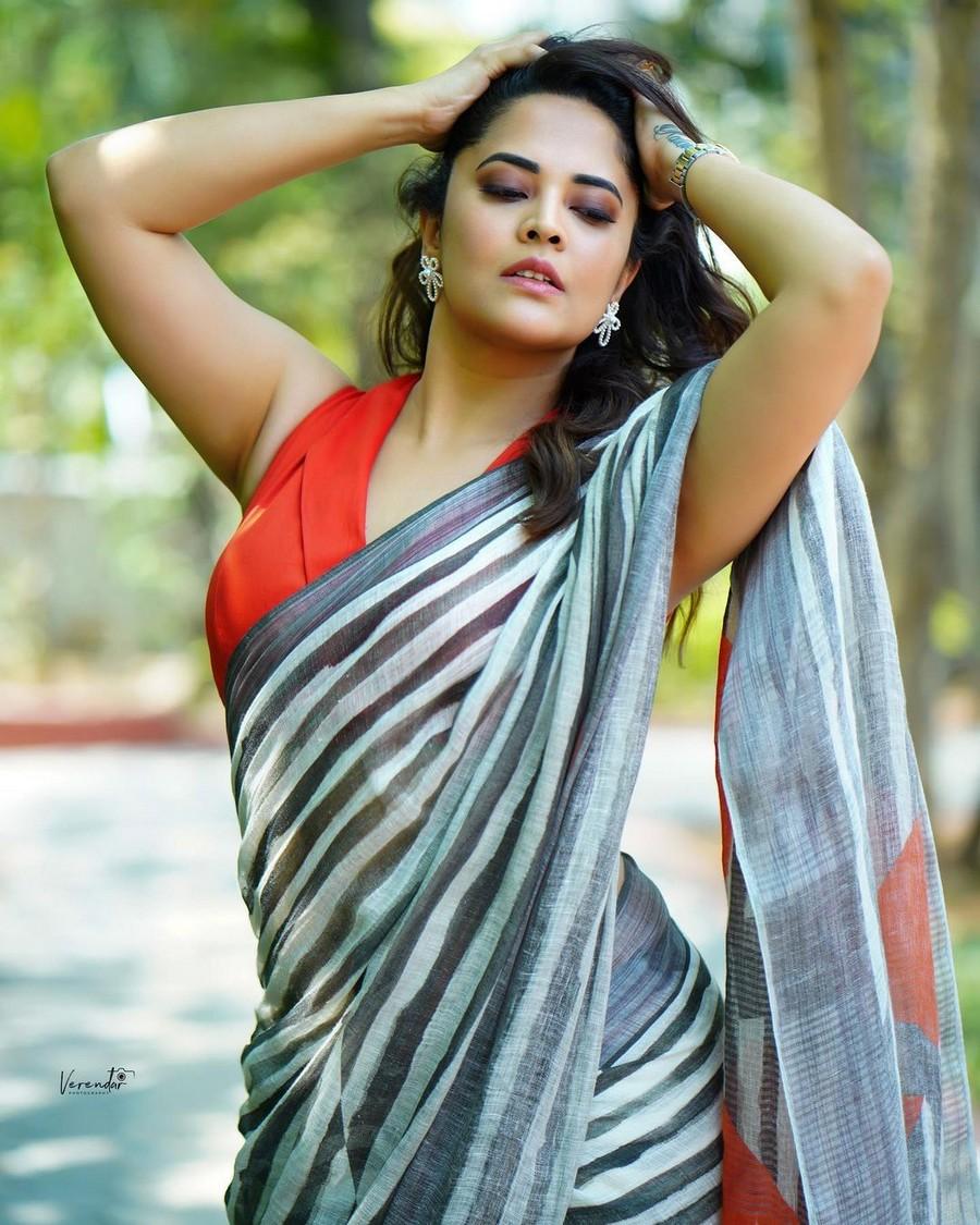 Anasuya Bharadwaj 5