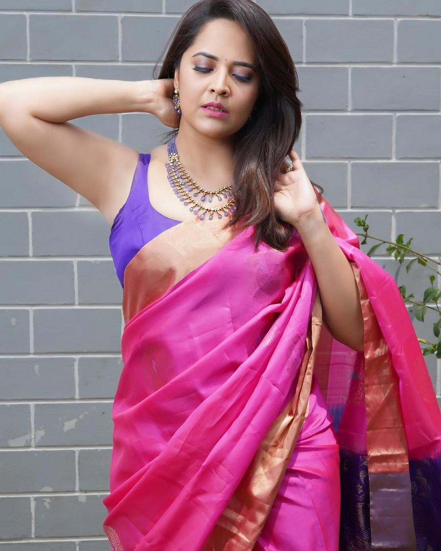 Anasuya Bharadwaj 9