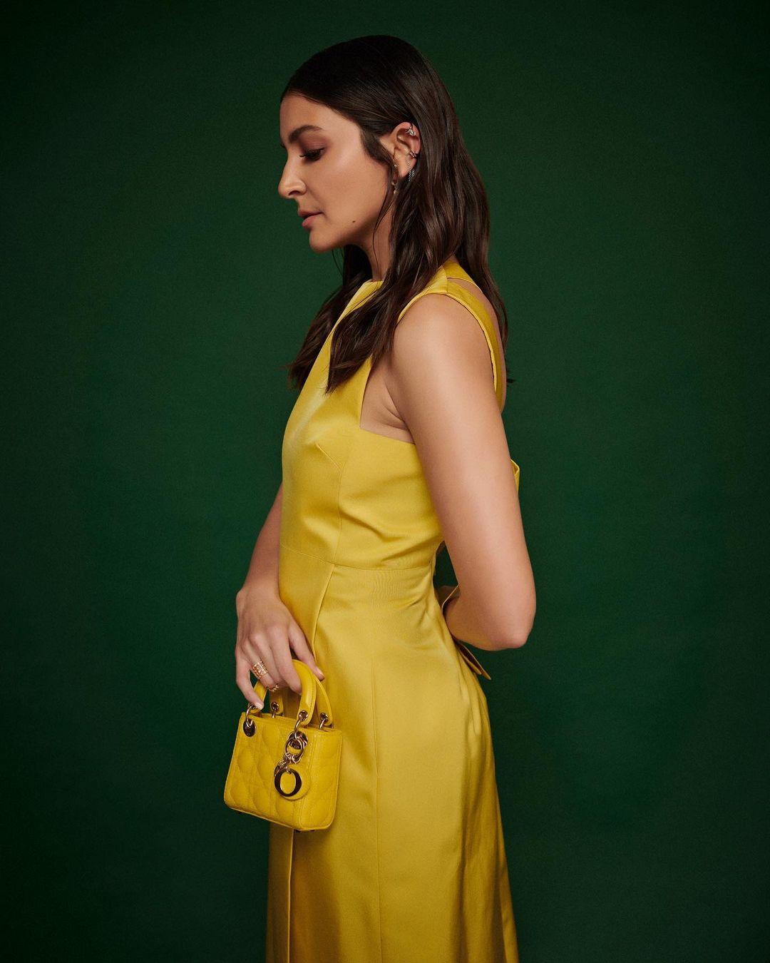 Anushka Sharma (3)