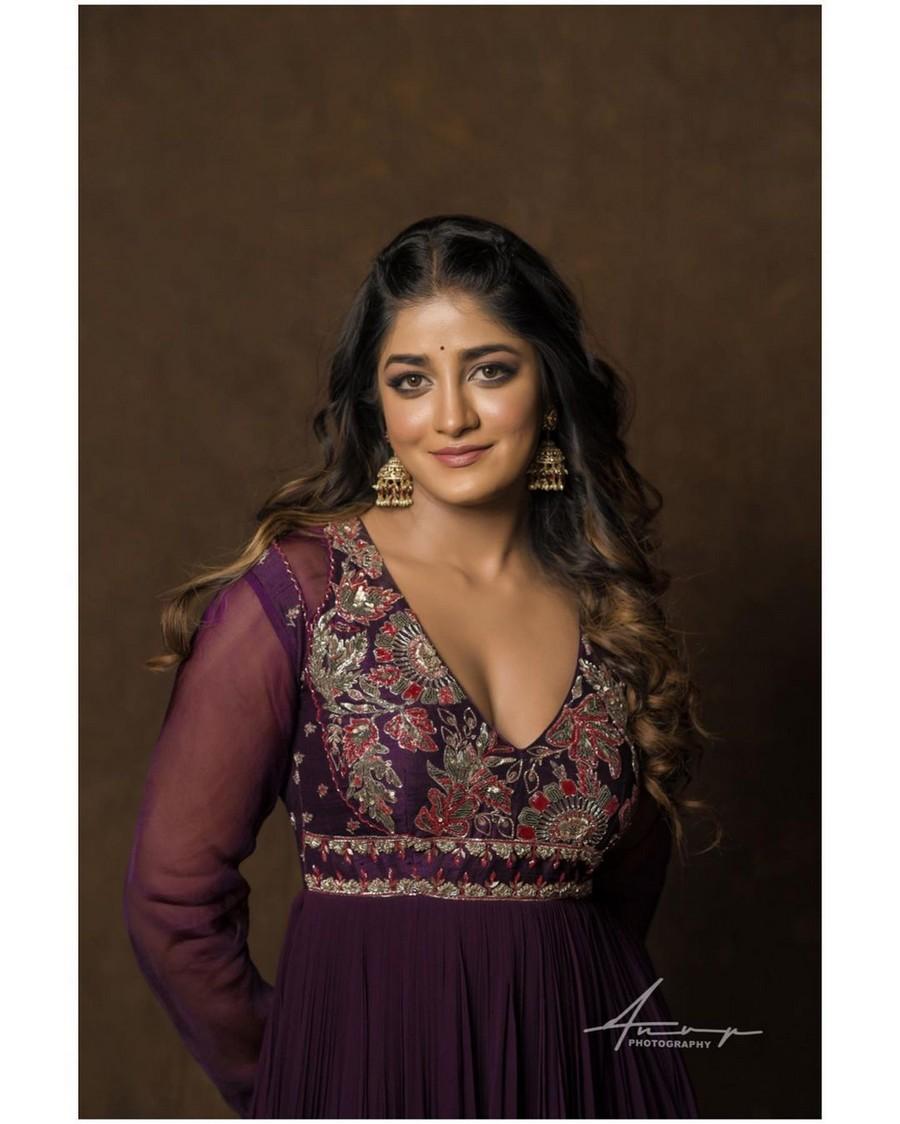 Dimple Hayathi 11