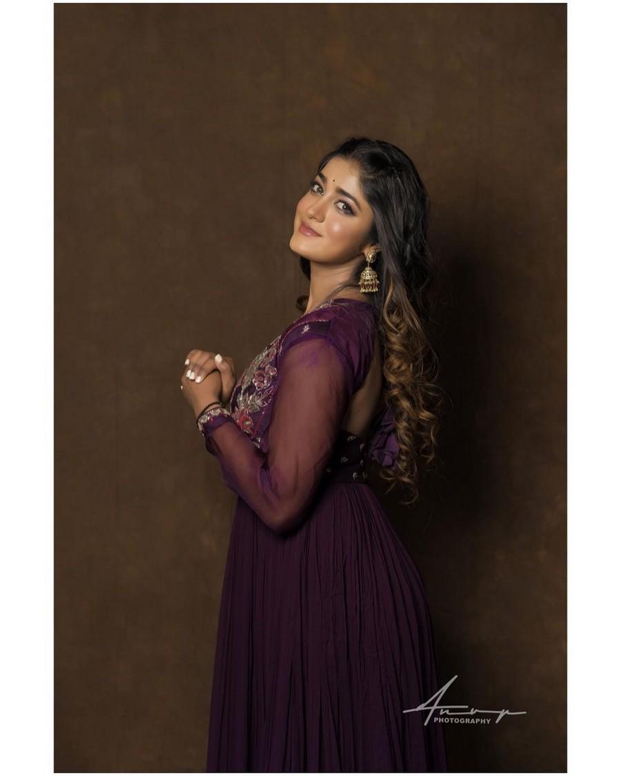 Dimple Hayathi 8