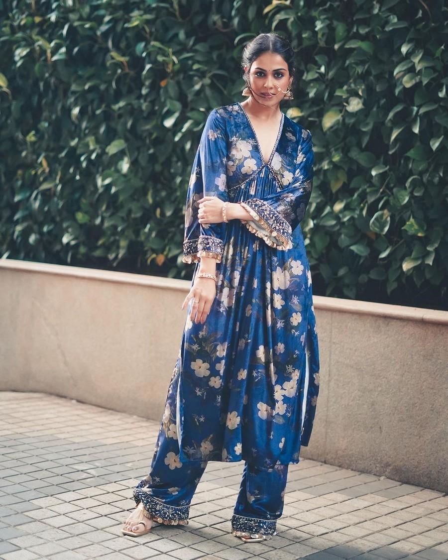 Genelia Deshmukh 7