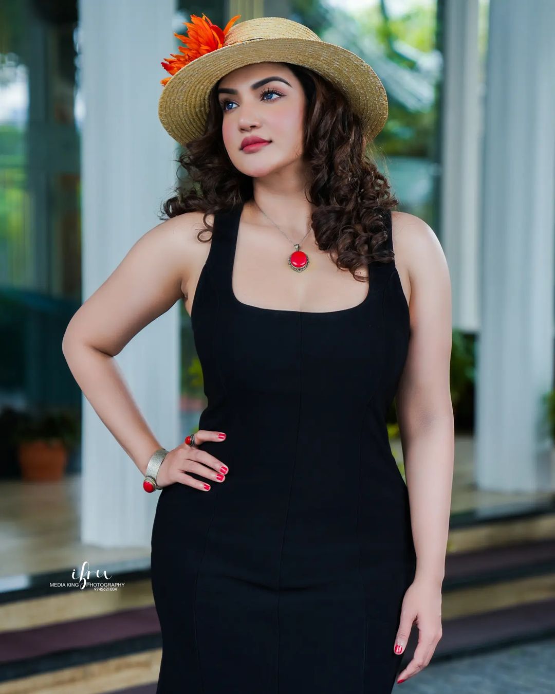 Honey Rose (2)
