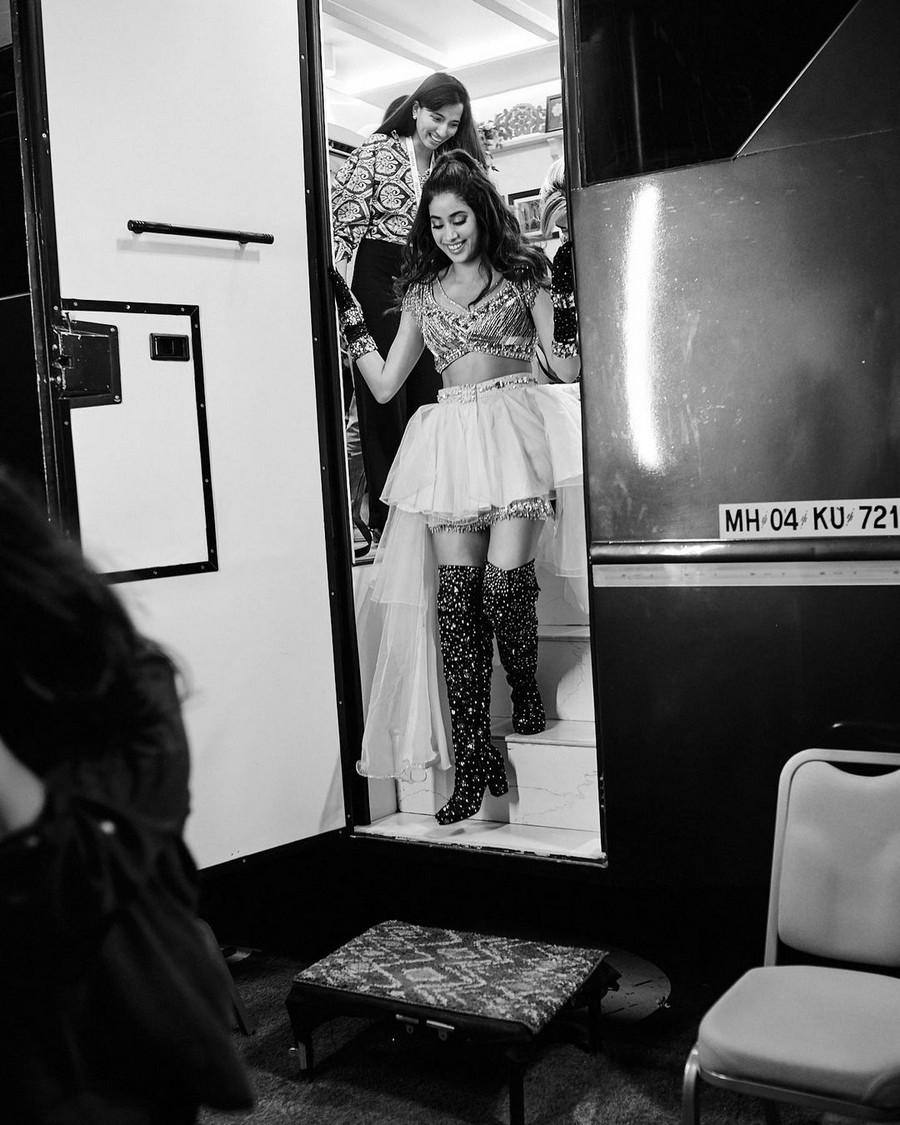 Janhvi Kapoor 12