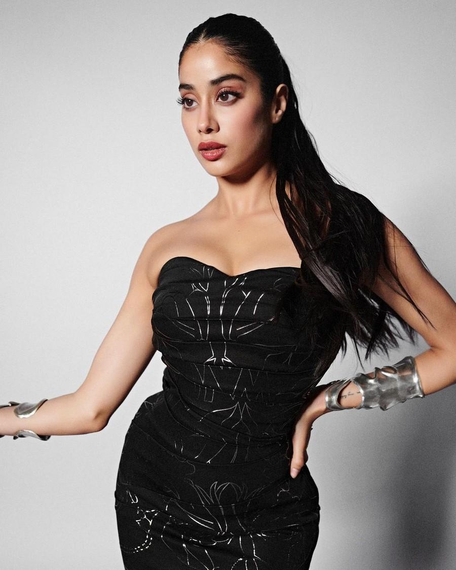 Janhvi Kapoor 4