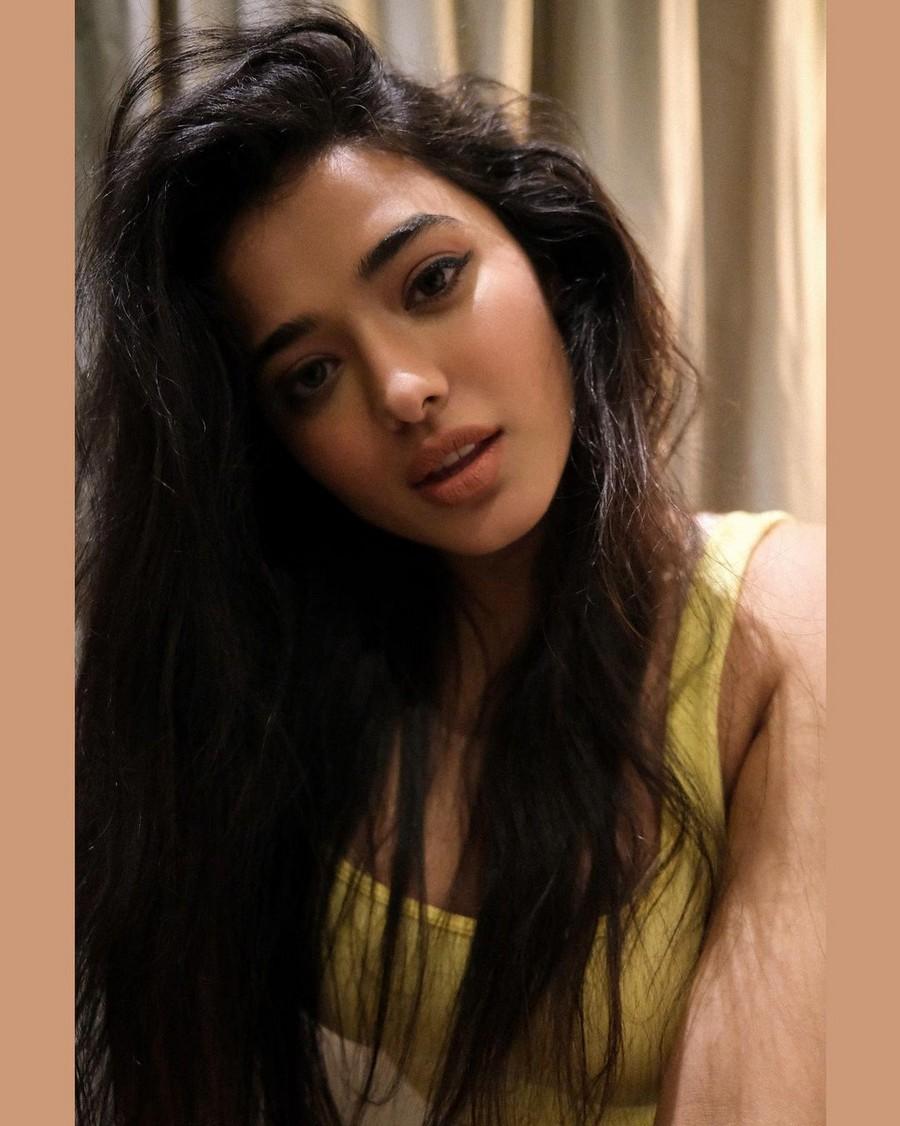 Ketika Sharma 10