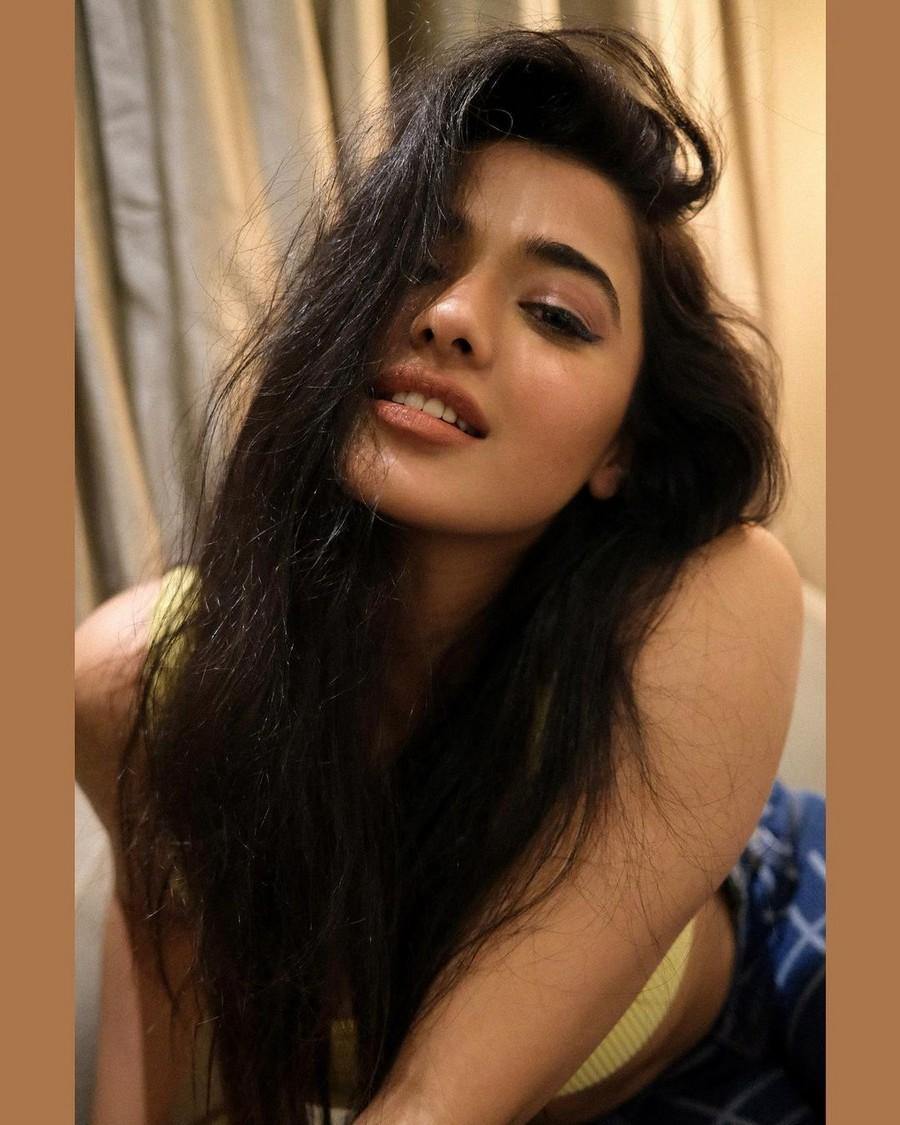 Ketika Sharma 11