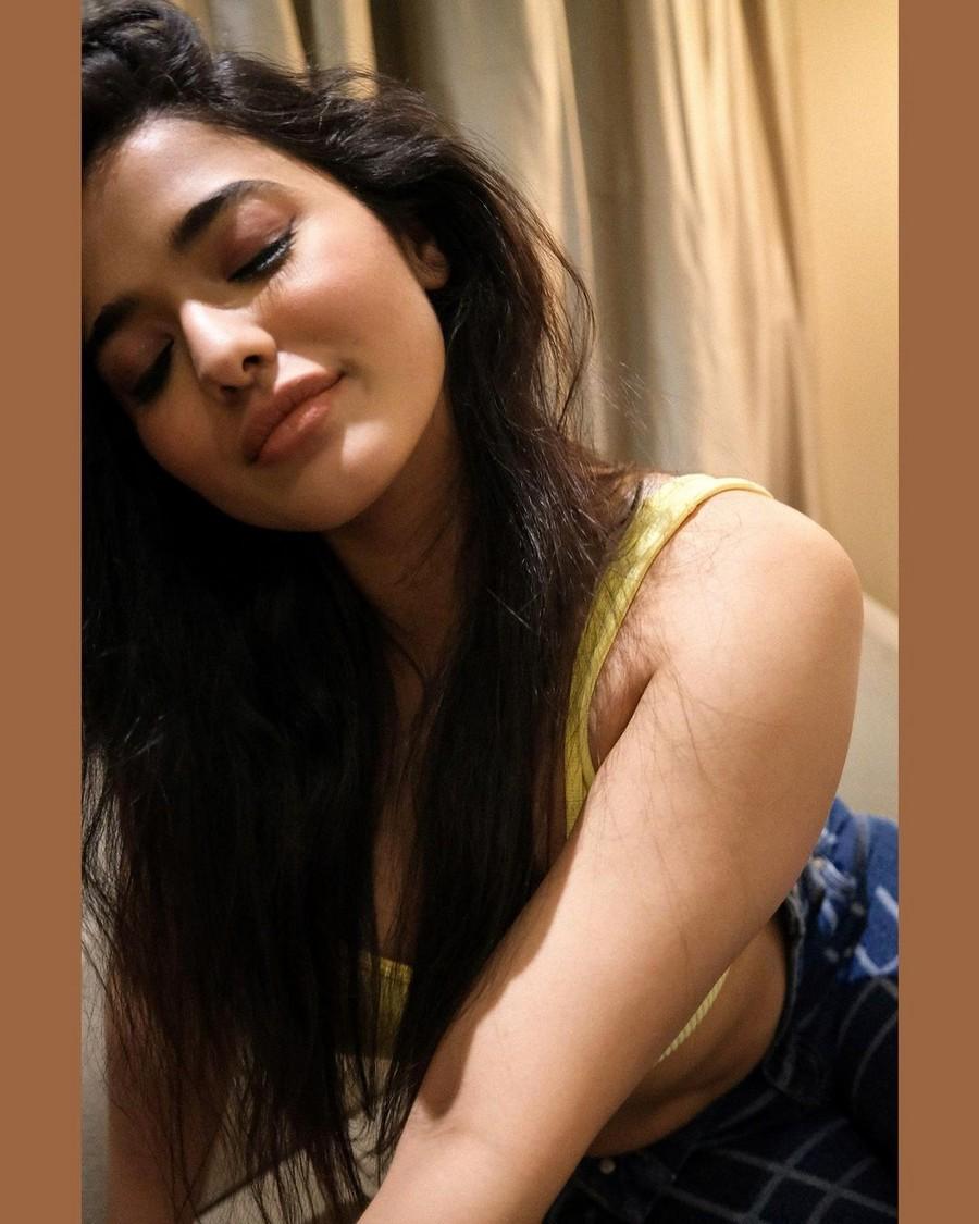 Ketika Sharma 12